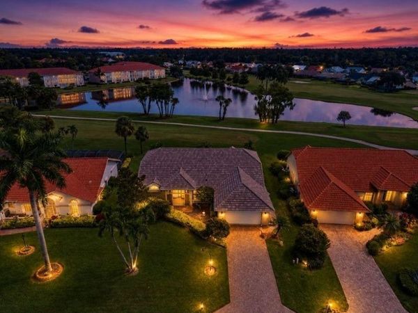 4570 Ashton CT, NAPLES, FL 34112