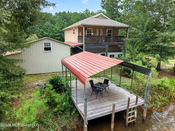 6079 4th Street, Bay Saint Louis, MS 39520