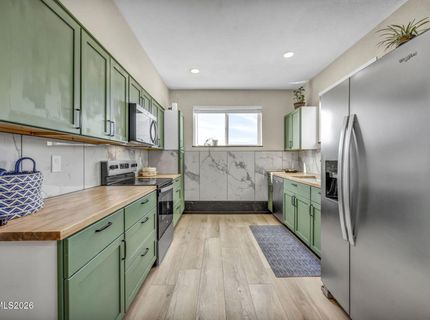 15950 Carl Drive, Reno, NV 89511 Photo