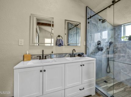 15950 Carl Drive, Reno, NV 89511 Photo