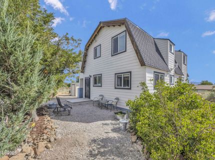 15950 Carl Drive, Reno, NV 89511 Photo