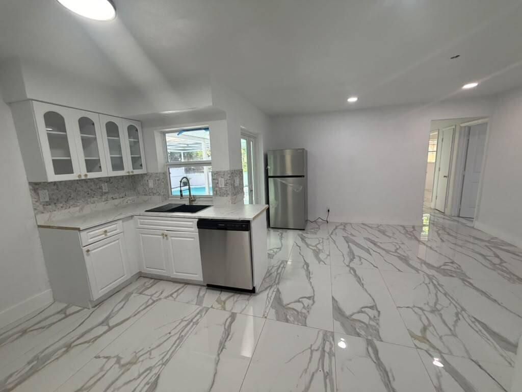 3911 NW 32nd Avenue, Lauderdale Lakes, FL 33309 Photo
