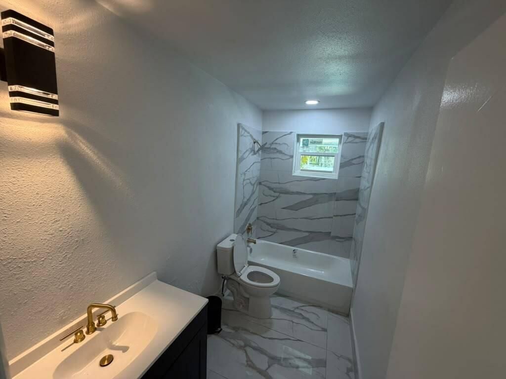 3911 NW 32nd Avenue, Lauderdale Lakes, FL 33309 Photo