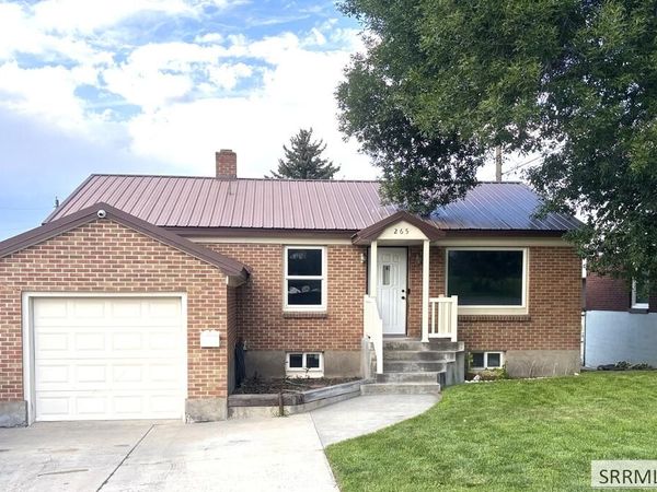 265 E 1st S, REXBURG, ID 83440
