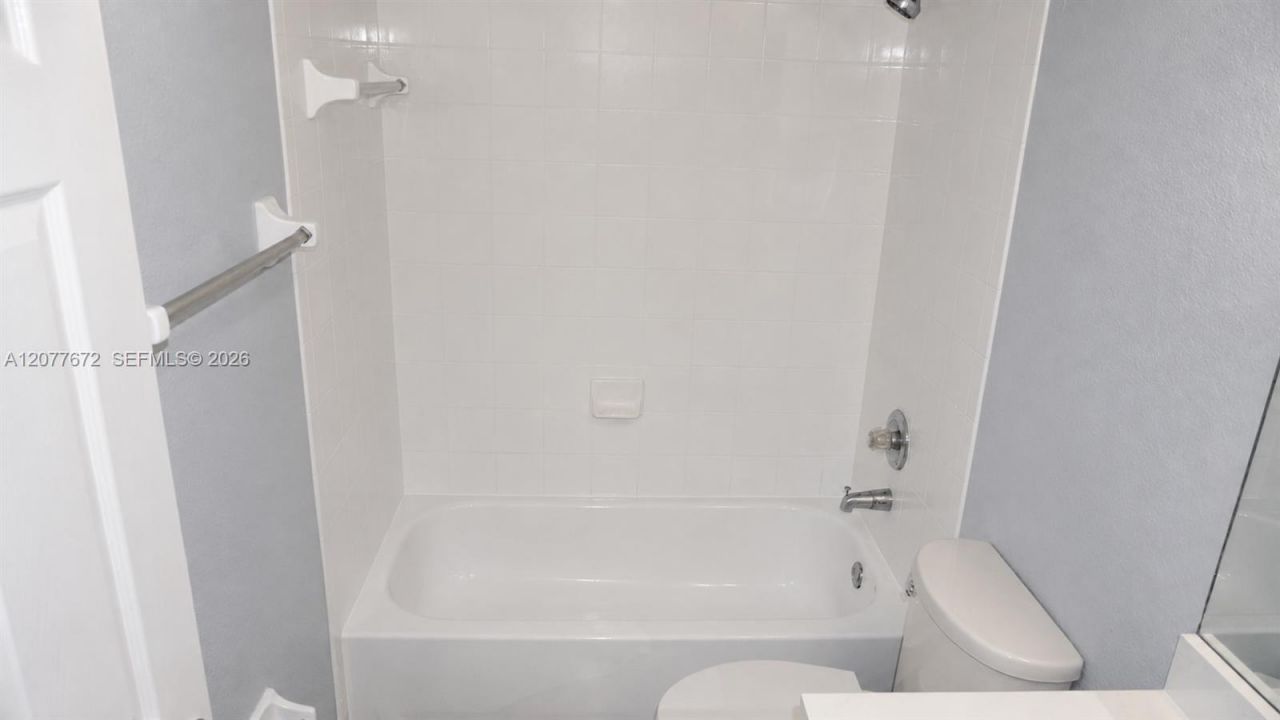 7616 NW 114th Path, Doral, FL 33178 Photo