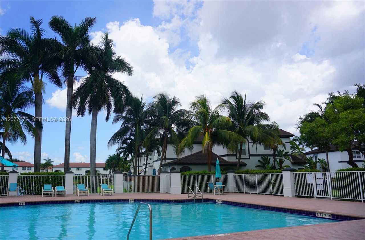 7616 NW 114th Path, Doral, FL 33178 Photo