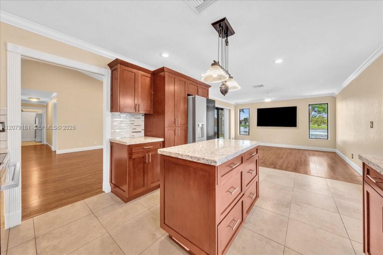 15056 SW 10th St, Sunrise, FL 33326 Photo