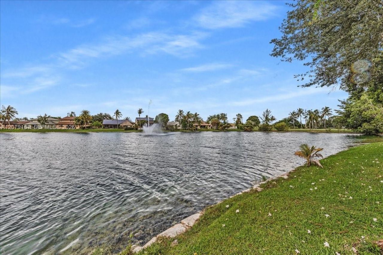 15056 SW 10th St, Sunrise, FL 33326 Photo
