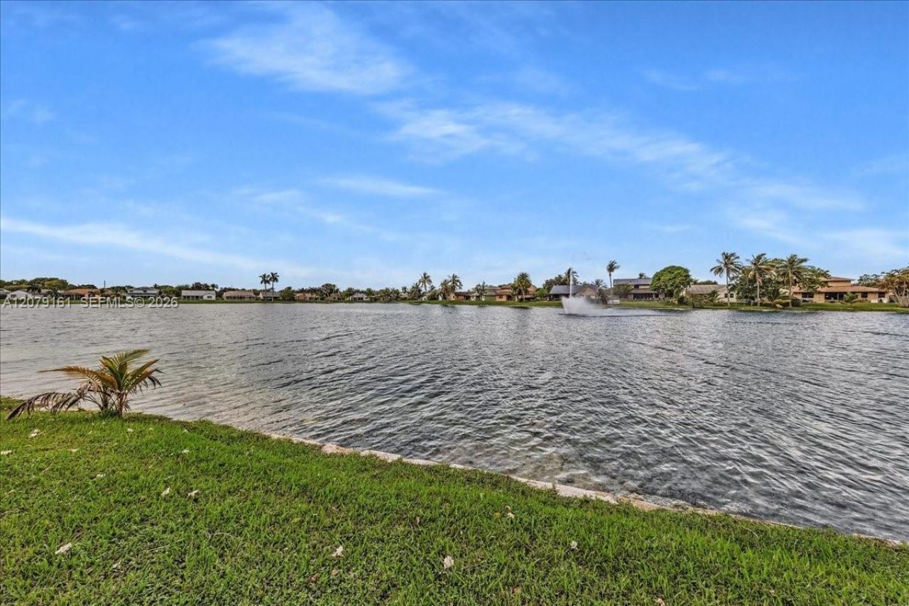 15056 SW 10th St, Sunrise, FL 33326 Photo