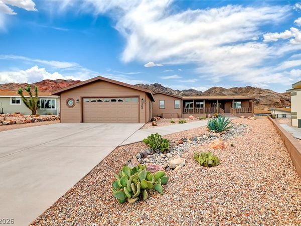 562 Lake Michigan Lane , Boulder City, NV 89005