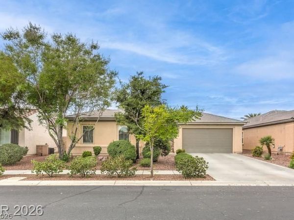 8213 Bay Dunes Street , Las Vegas, NV 89131