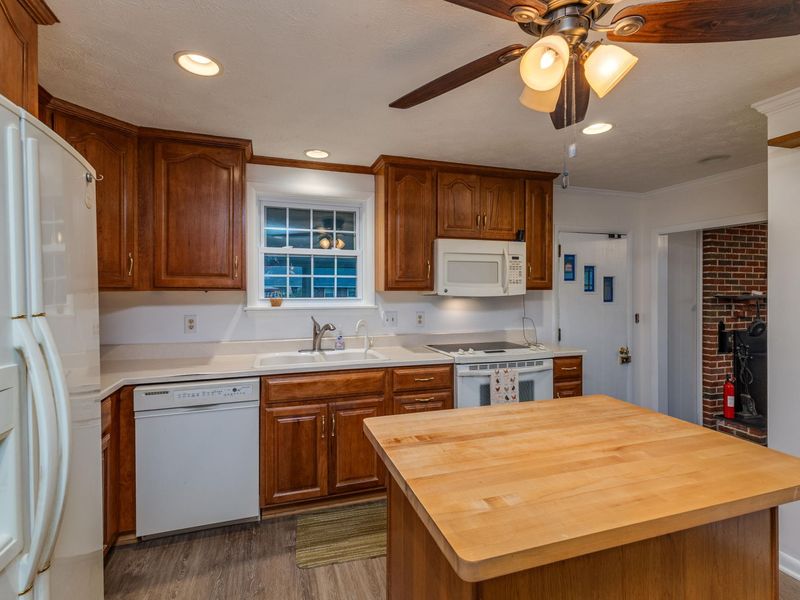 705 Kirkwood Drive, Vandalia, OH 45377 Photo 8