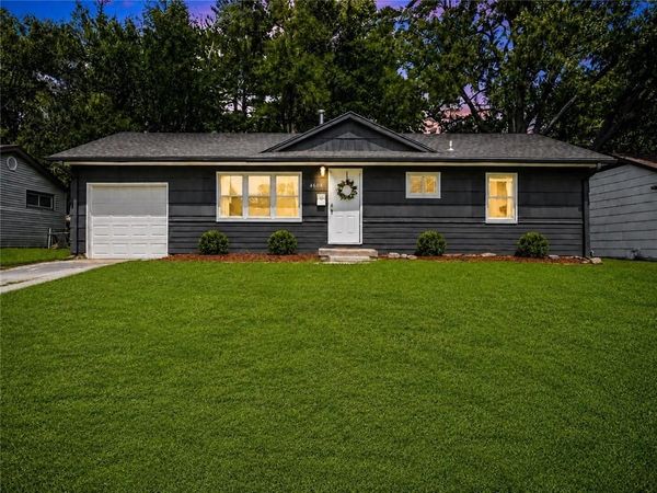 4608 E 113th Terrace, Kansas City, MO 64137