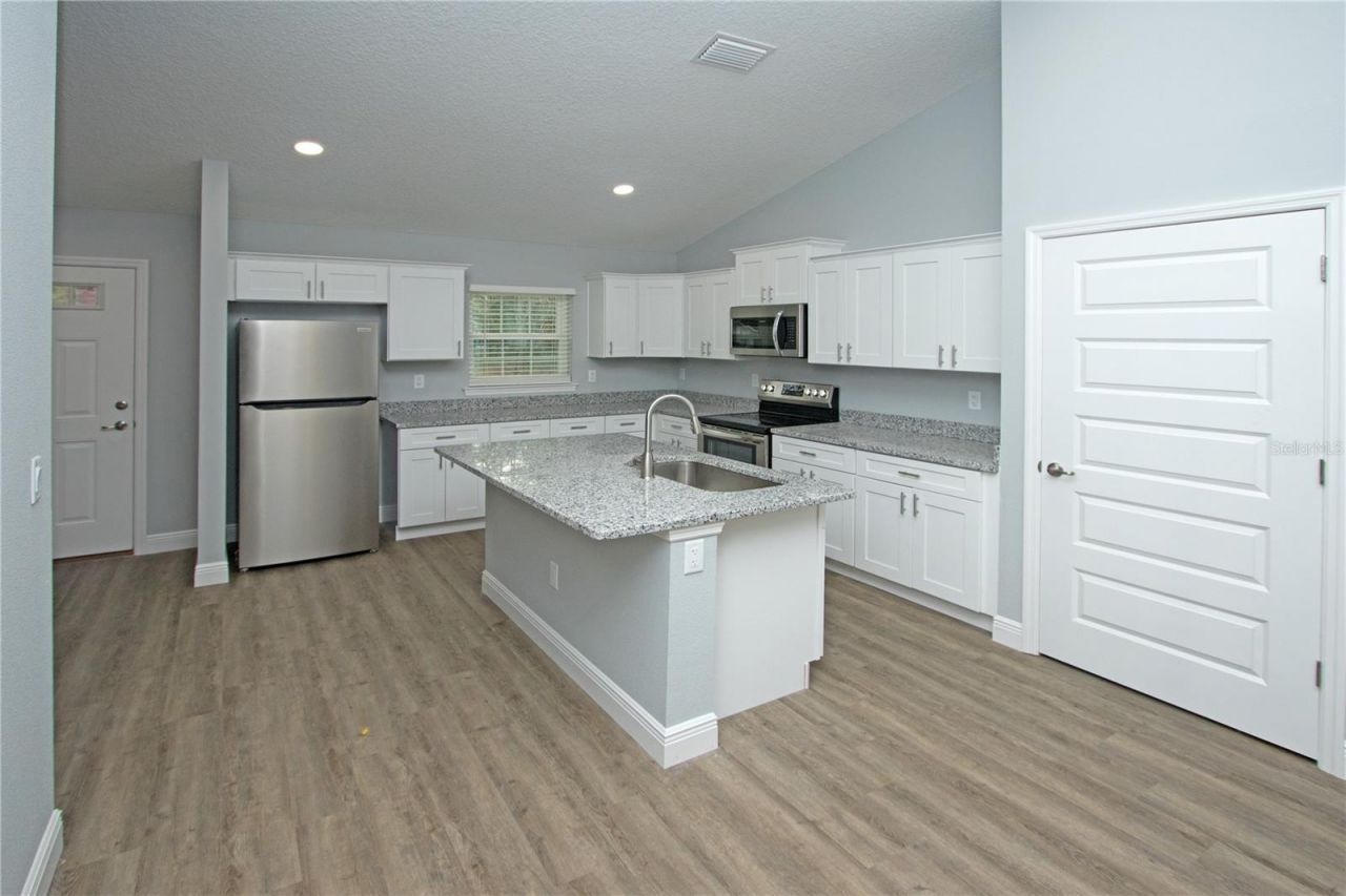 9342 N Peachtree Way , Citrus Springs, FL 34434 Photo