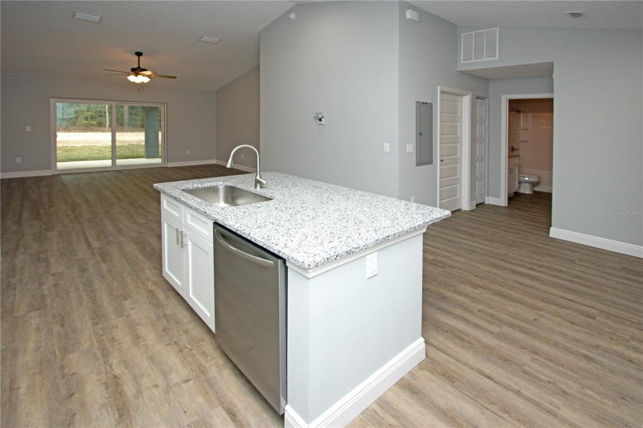 9342 N Peachtree Way , Citrus Springs, FL 34434 Photo