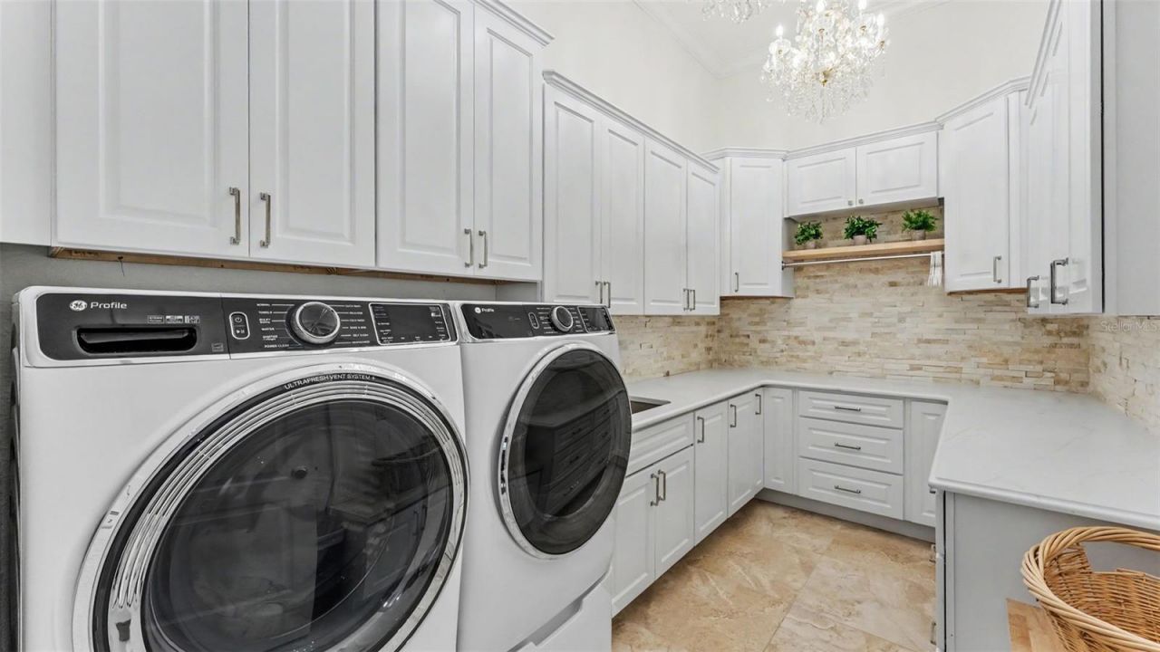 2943 Oak Tree Lane, Lakeland, FL 33810 Photo