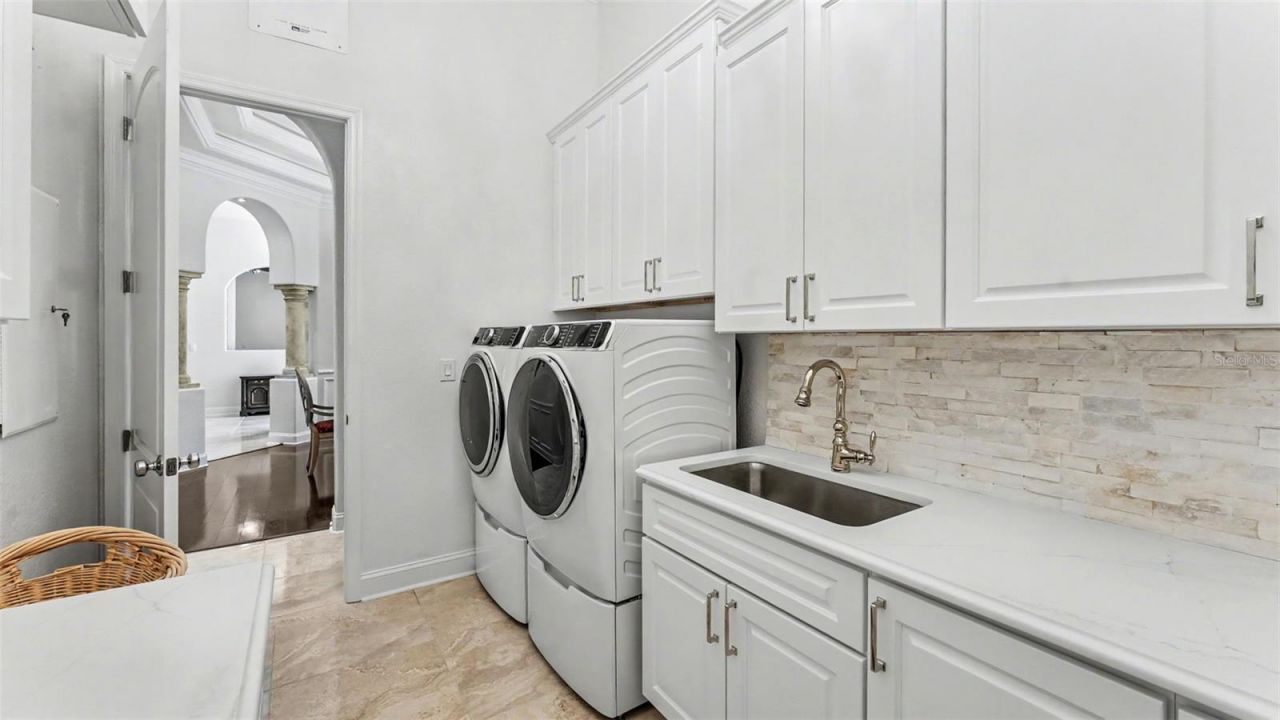 2943 Oak Tree Lane, Lakeland, FL 33810 Photo