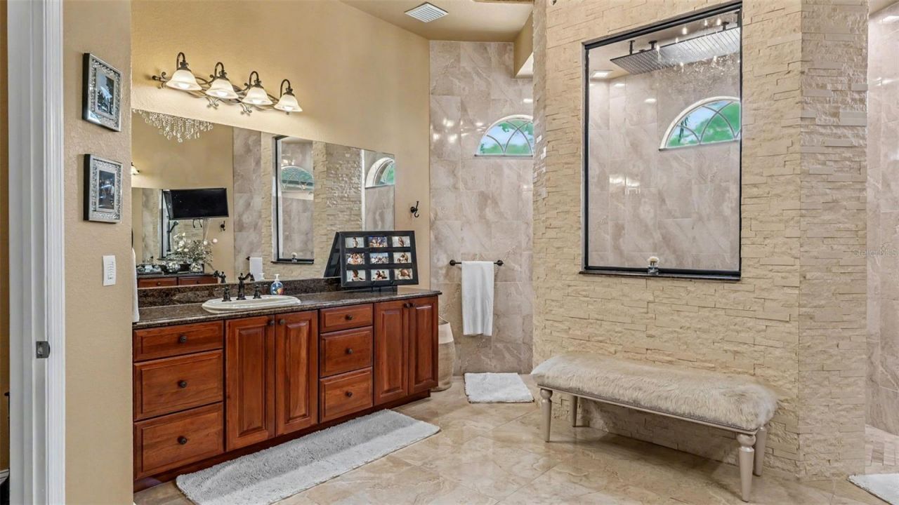 2943 Oak Tree Lane, Lakeland, FL 33810 Photo