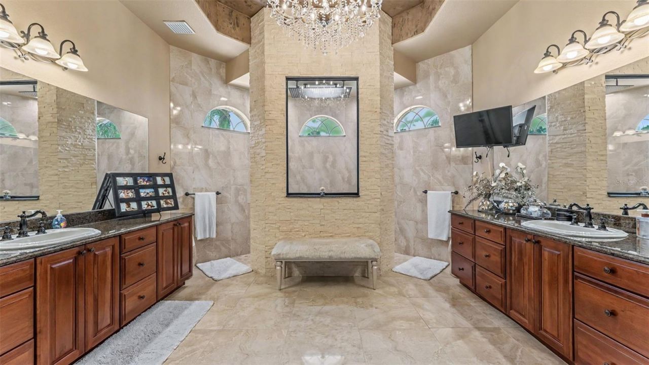 2943 Oak Tree Lane, Lakeland, FL 33810 Photo