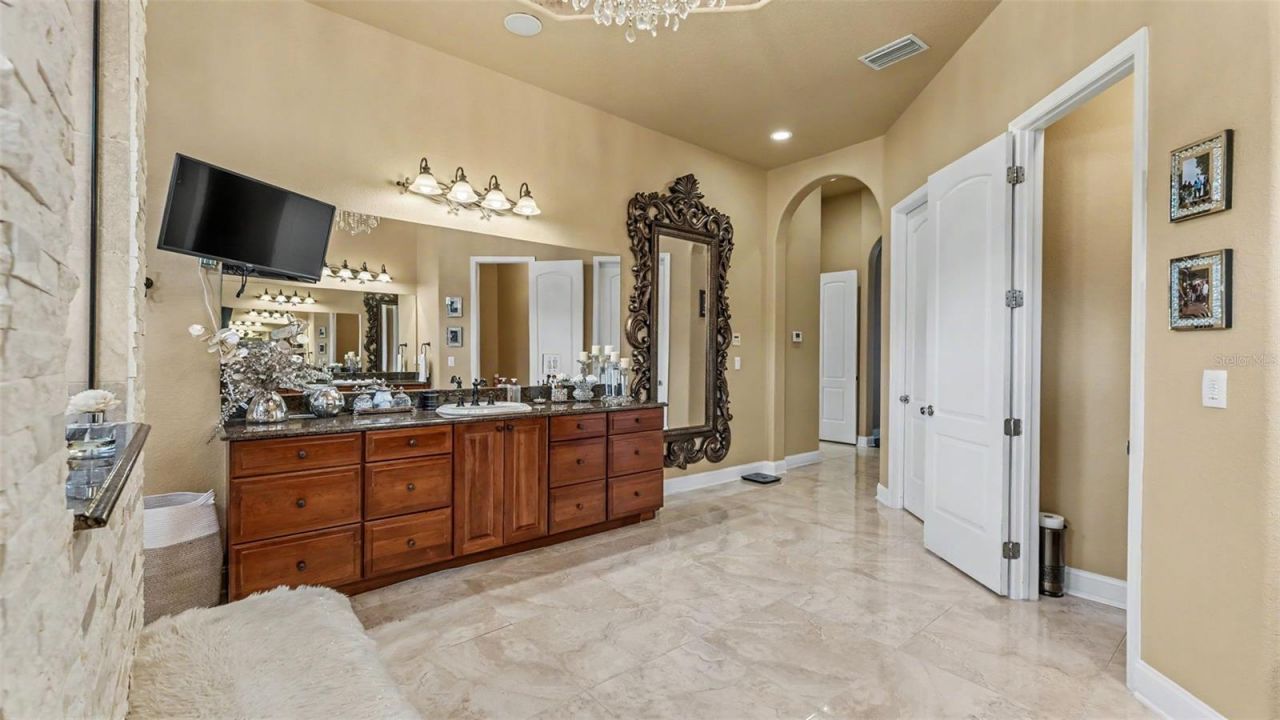 2943 Oak Tree Lane, Lakeland, FL 33810 Photo