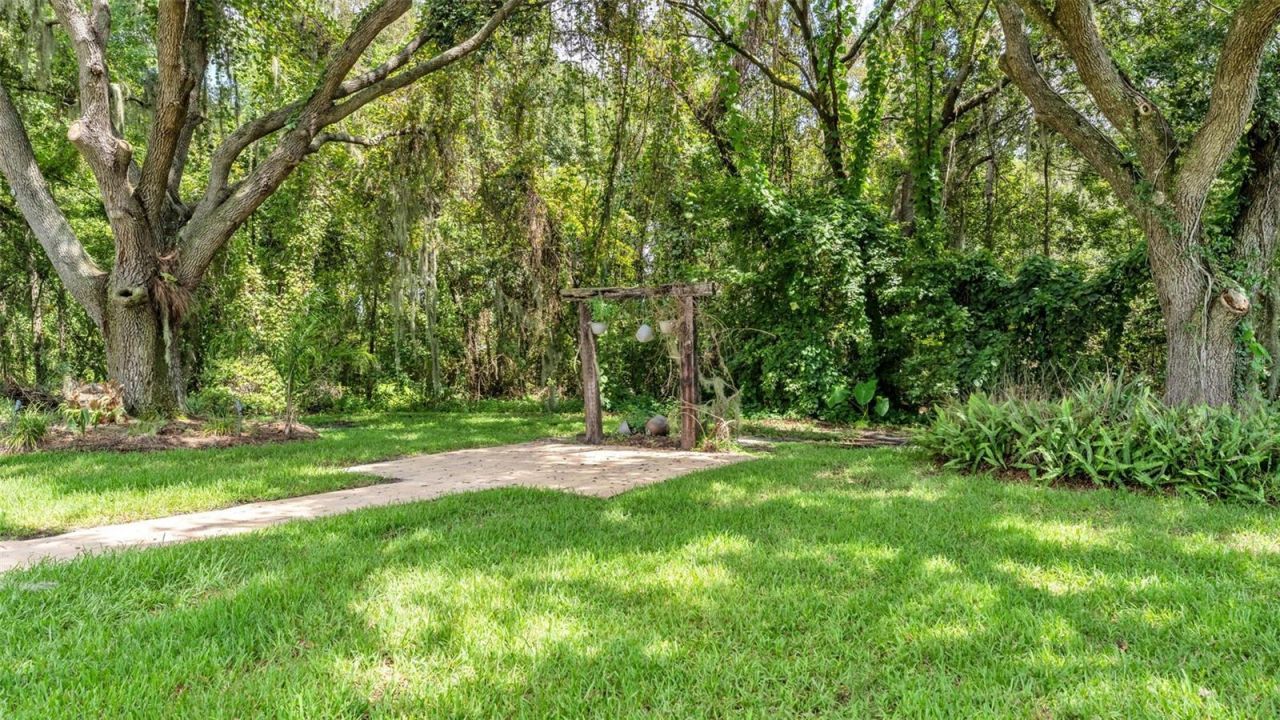 2943 Oak Tree Lane, Lakeland, FL 33810 Photo