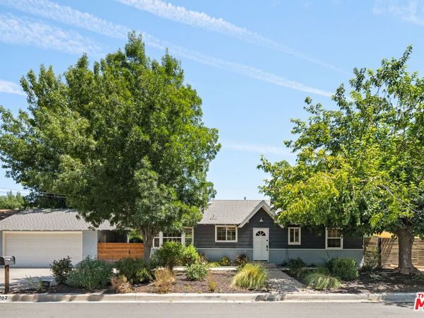 25202 Atwood Boulevard, Santa Clarita, CA 91321
