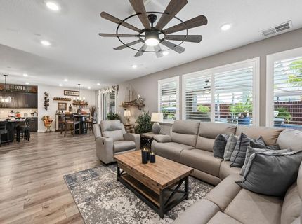 9016 Plympton Loop, Roseville, CA 95747 Photo
