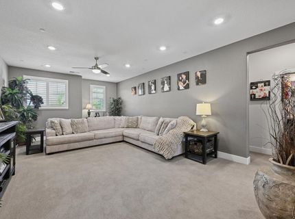 9016 Plympton Loop, Roseville, CA 95747 Photo