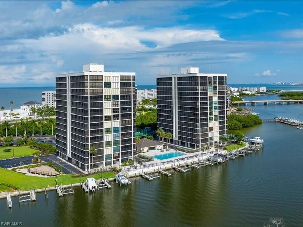 26235 Hickory BLVD, Unit 8A, BONITA SPRINGS, FL 34134