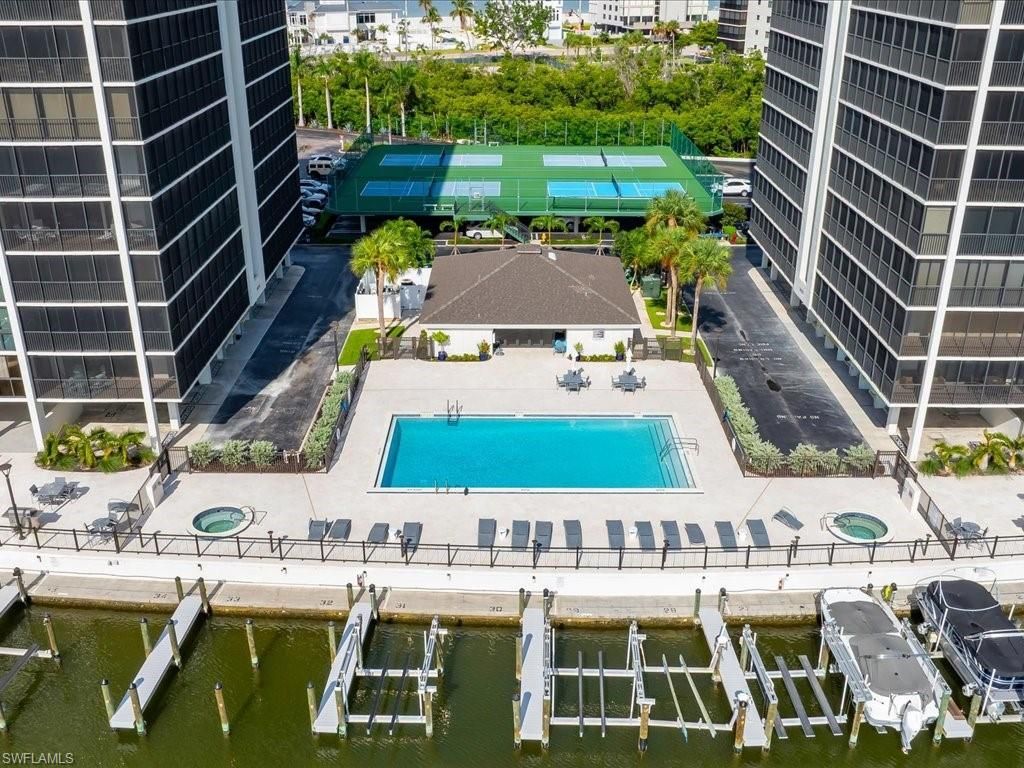 26235 Hickory Blvd, Unit 8A, Bonita Springs, FL 34134 Photo