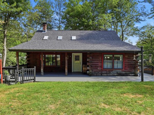 12 Pine Road, Middleton, NH 03887