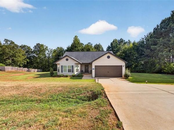 500 Heath Drive , Thomaston, GA 30286