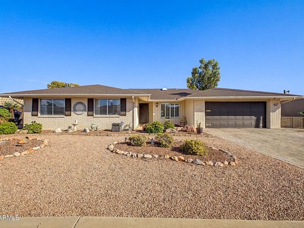 9321 W Briarwood Circle, Sun City, AZ 85351