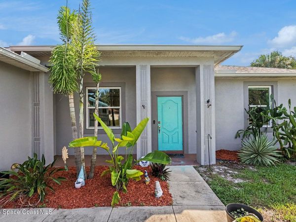 521 Borraclough Avenue NW , Palm Bay, FL 32907