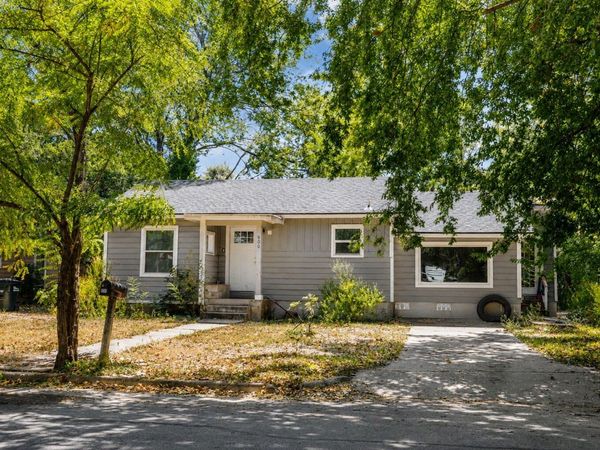 800 Barbara DR, San Marcos, TX 78666