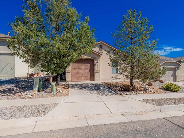 10615 Covert Lane SW, Albuquerque, NM 87121