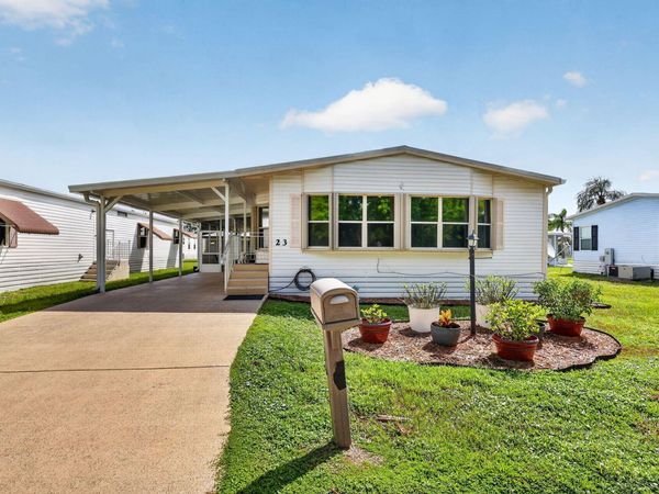 23 Mediterranean Boulevard W, Port St. Lucie, FL 34952