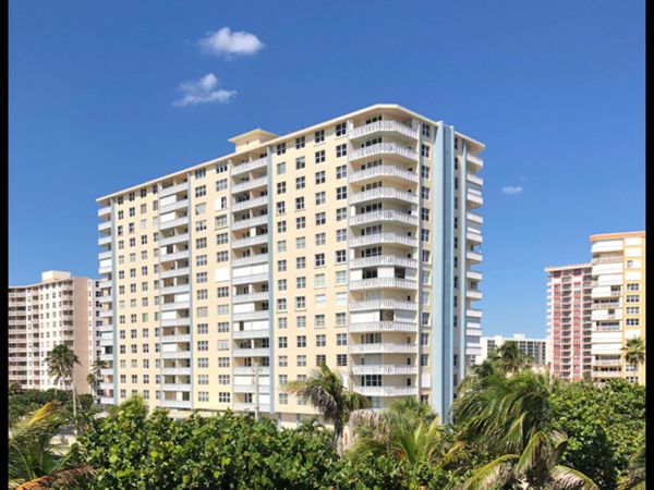 305 N POMPANO BEACH Boulevard, Unit 205, Pompano Beach, FL 33062