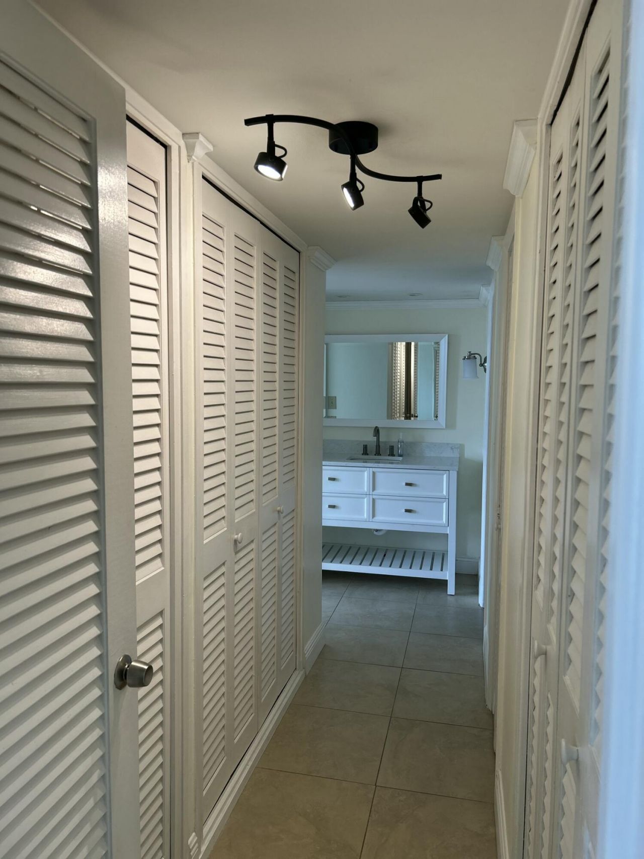 305 N Pompano Beach Boulevard, Unit 205, Pompano Beach, FL 33062 Photo