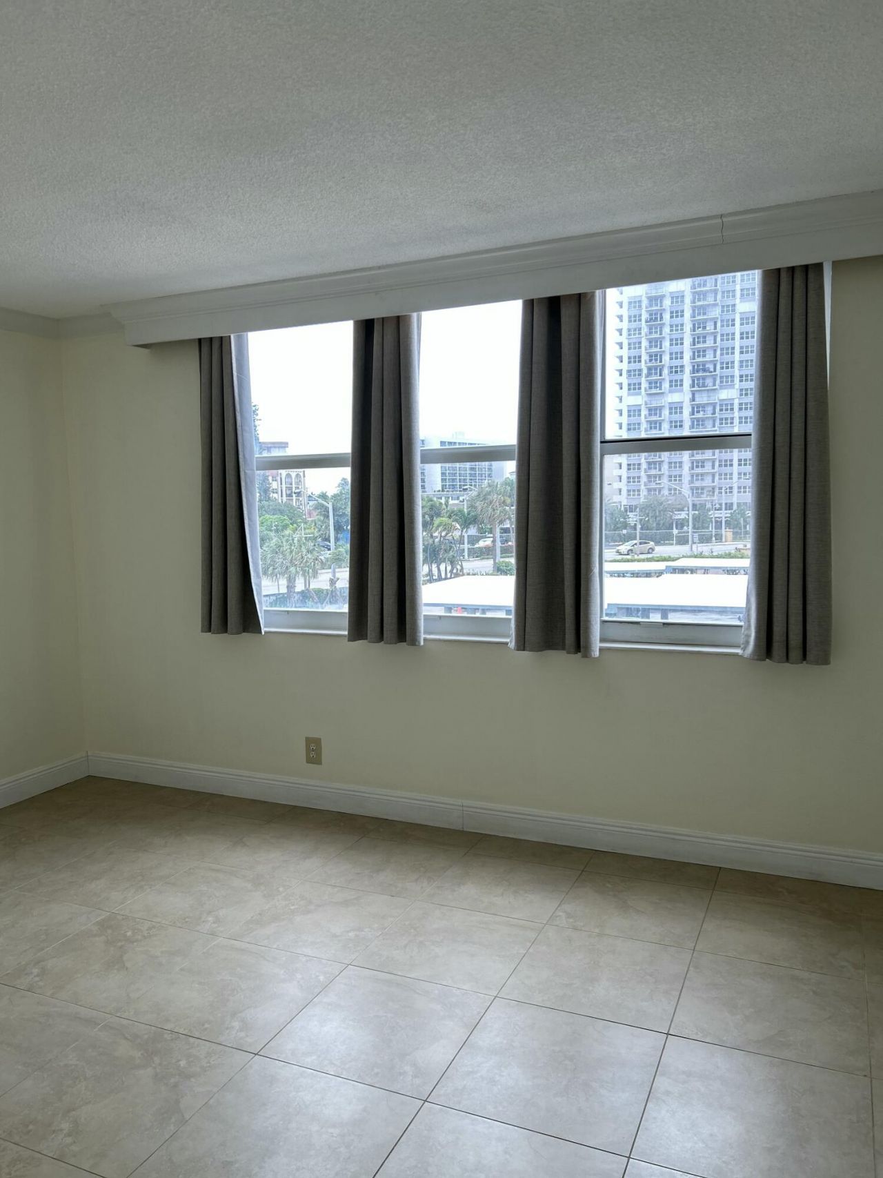 305 N Pompano Beach Boulevard, Unit 205, Pompano Beach, FL 33062 Photo