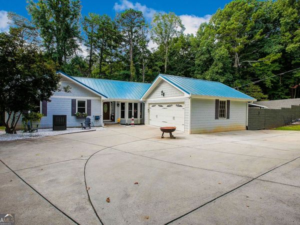 1695 Lakeside Trail, Cumming, GA 30041