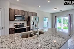 1059 Begonia Drive photo 4
