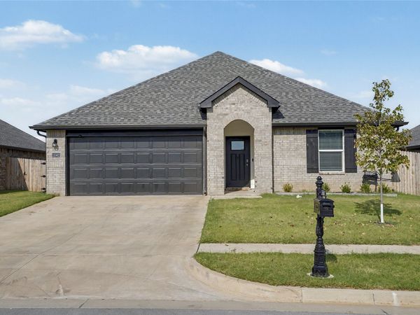 15562 S 75 East Avenue , Bixby, OK 74008