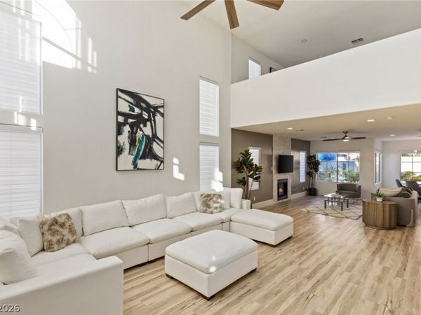 38 Diplomat Court , Henderson, NV 89074