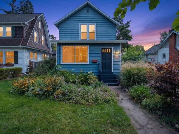 121 Kenwood Avenue, Ann Arbor, MI 48103