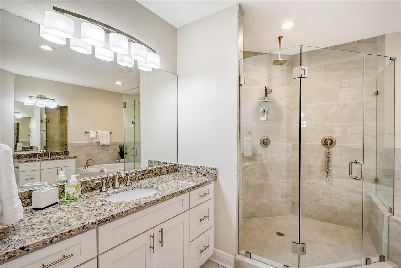 7930 34th Avenue W, Unit 102, Bradenton, FL 34209 Photo