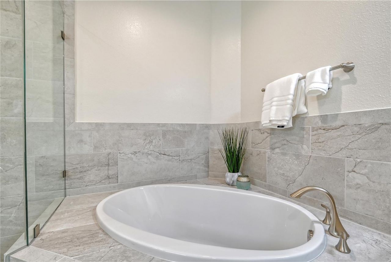 7930 34th Avenue W, Unit 102, Bradenton, FL 34209 Photo