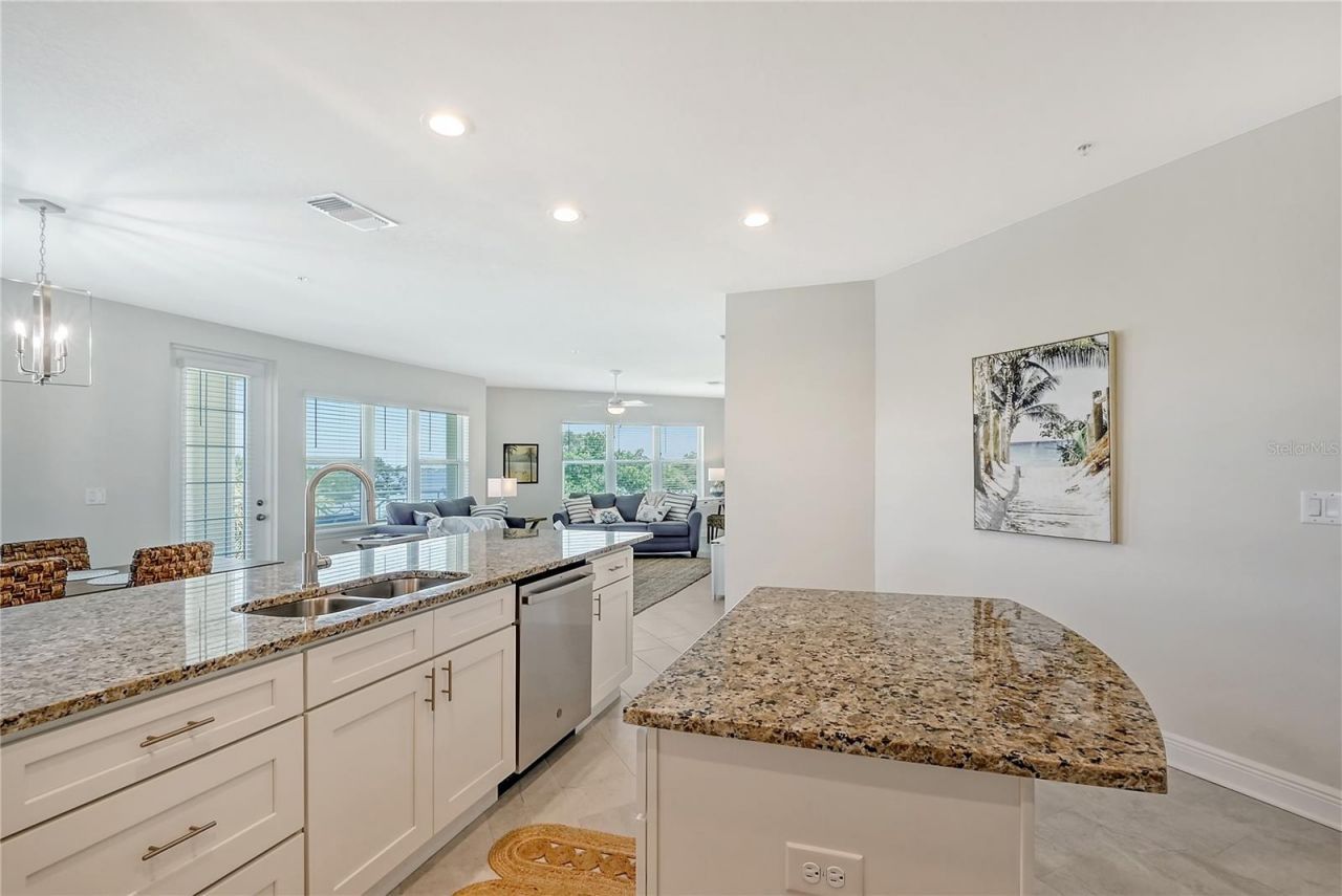 7930 34th Avenue W, Unit 102, Bradenton, FL 34209 Photo