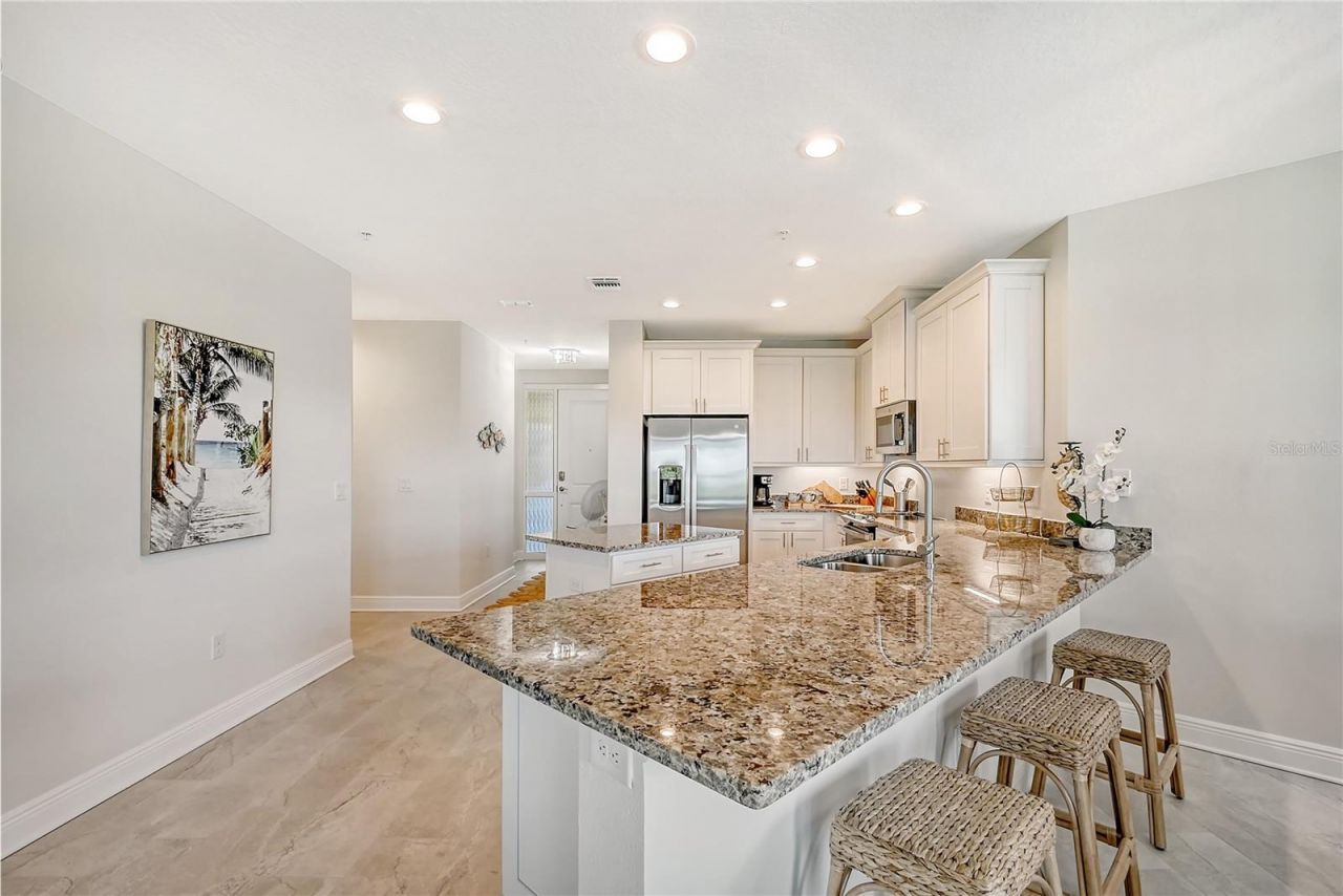 7930 34th Avenue W, Unit 102, Bradenton, FL 34209 Photo