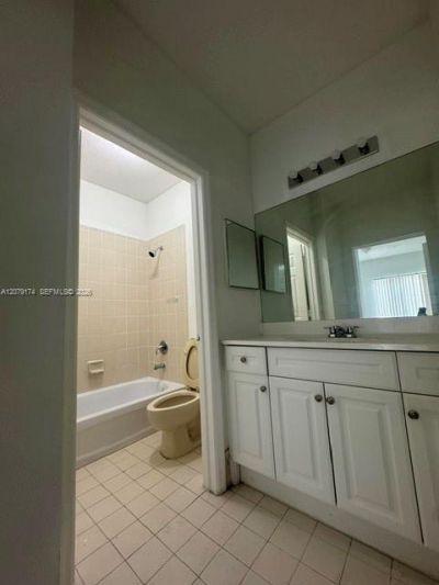3632 NW 30th Ct , Unit 10F, Lauderdale Lakes, FL 33311 Photo